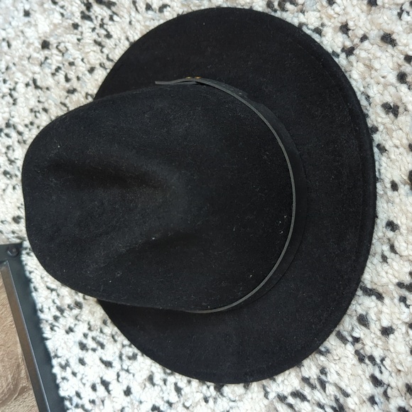 Ecoté Black Wool Hat - Picture 2 of 6